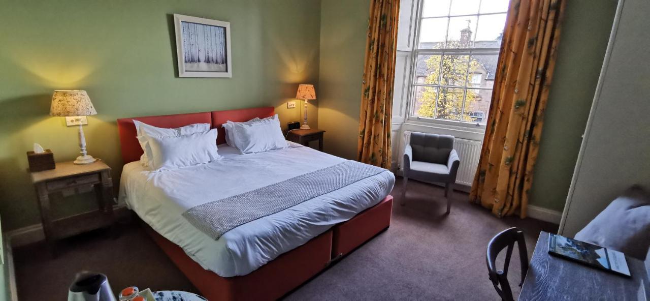 Buccleuch And Queensberry Arms Hotel Thornhill  Bagian luar foto