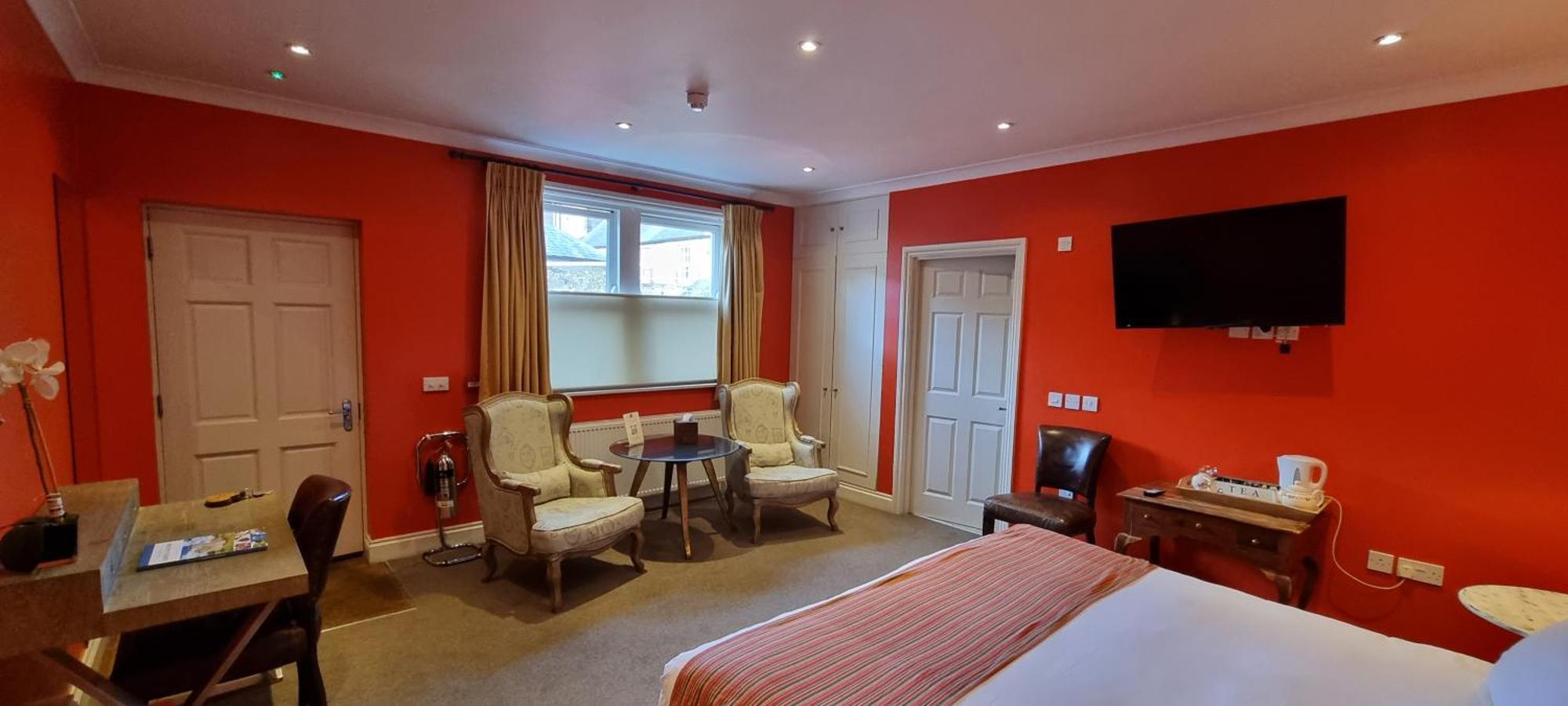 Buccleuch And Queensberry Arms Hotel Thornhill  Bagian luar foto