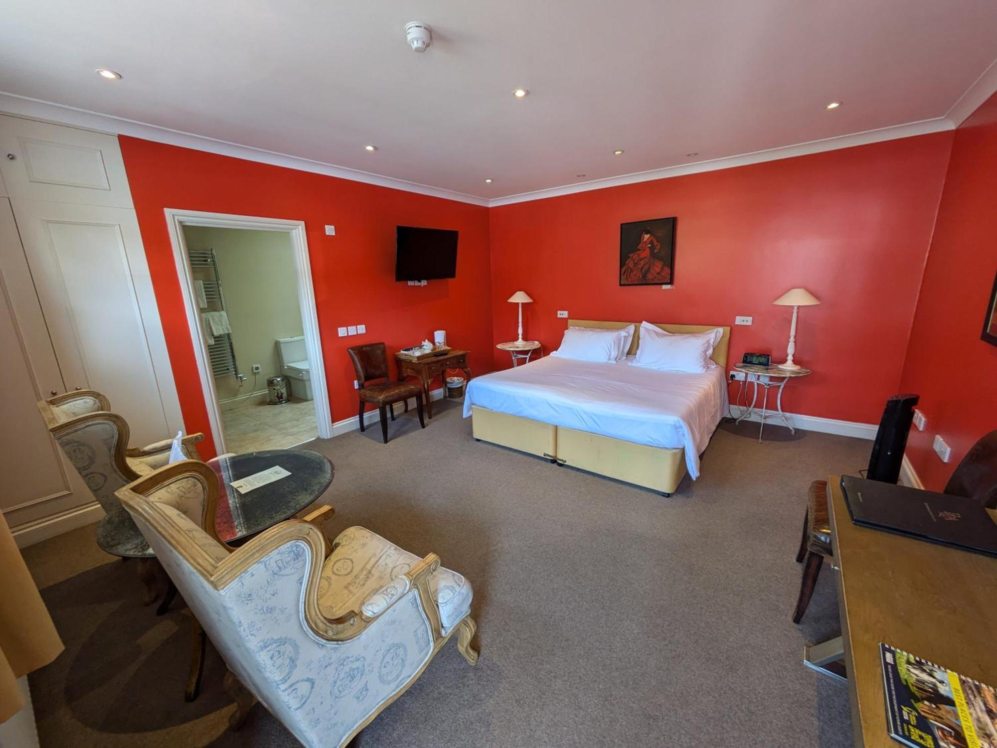 Buccleuch And Queensberry Arms Hotel Thornhill  Bagian luar foto